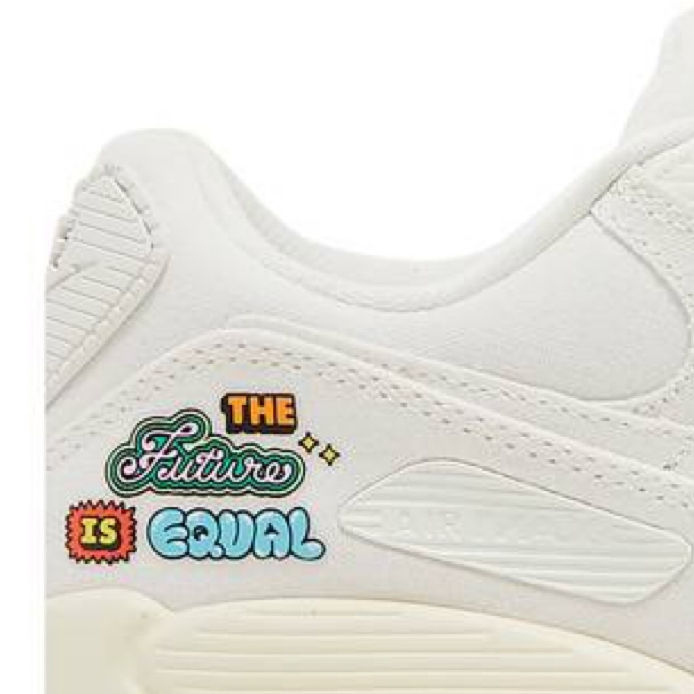 Nike Men’s Air Max 90 SE
Sail/Cashmere/Team Gold/
Sneakers
Style FD0867-133 - Picture 8 of 16